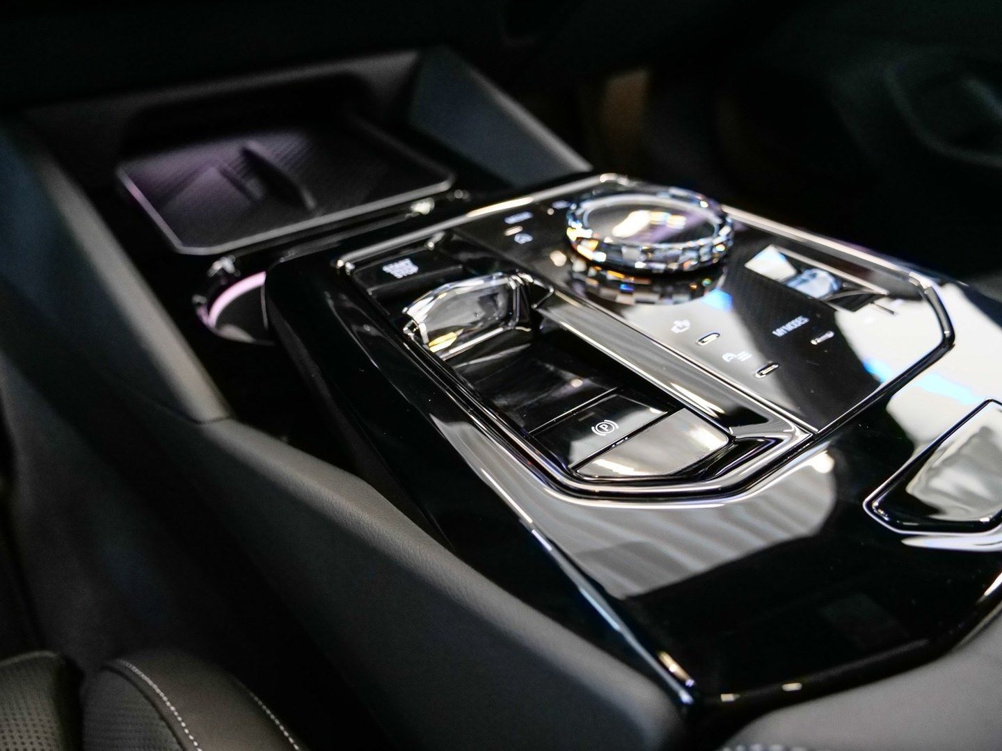 BMW 540d xDrive Limousine M Sport HUD PANO ACC AHK foto 20