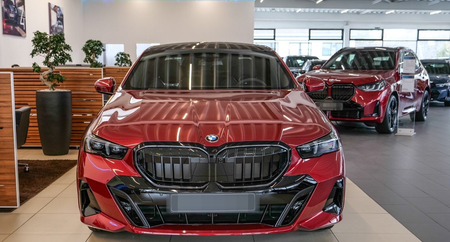BMW 540d xDrive Limousine M Sport HUD PANO ACC AHK foto 3