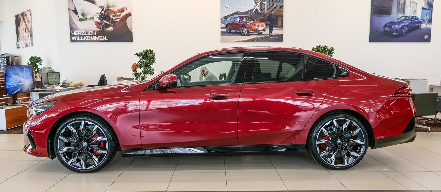 BMW 540d xDrive Limousine M Sport HUD PANO ACC AHK foto 4
