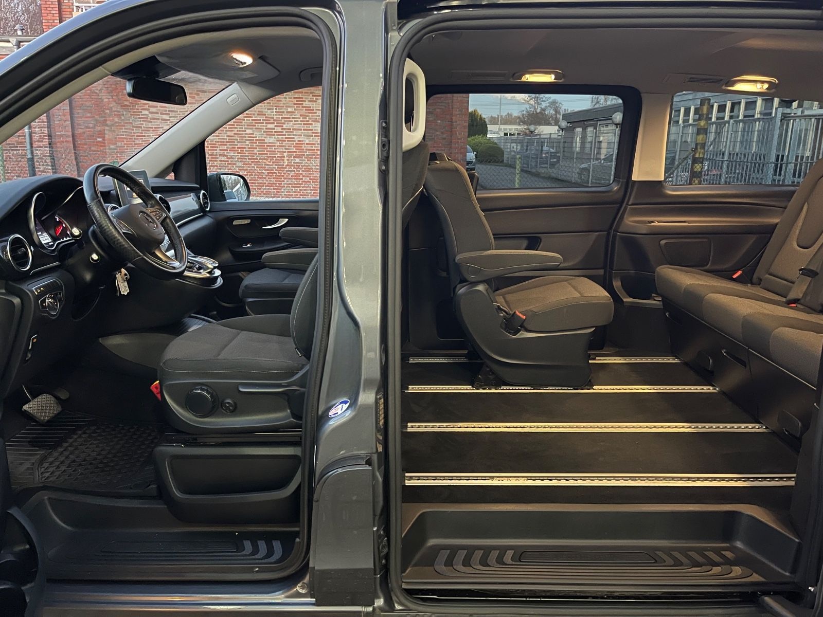Mercedes-Benz V 250 CDI*Lang*EDITION*4MATIC*Liegepaket*LED*AHK foto 7
