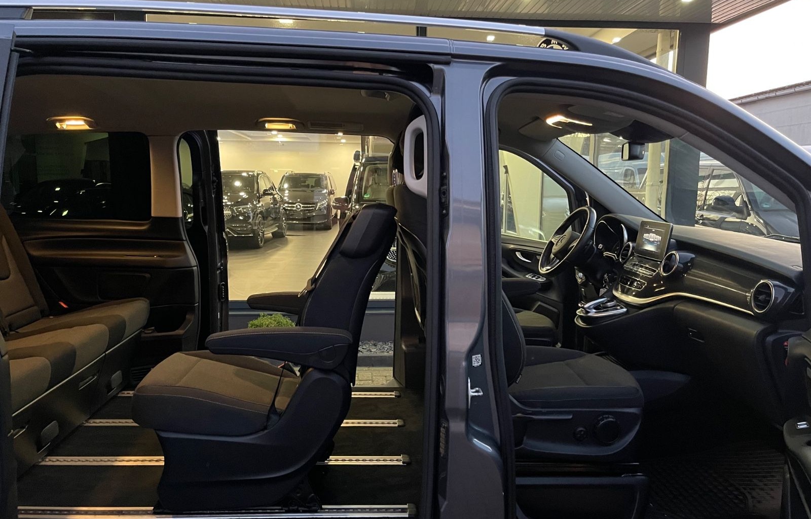 Mercedes-Benz V 250 CDI*Lang*EDITION*4MATIC*Liegepaket*LED*AHK foto 8