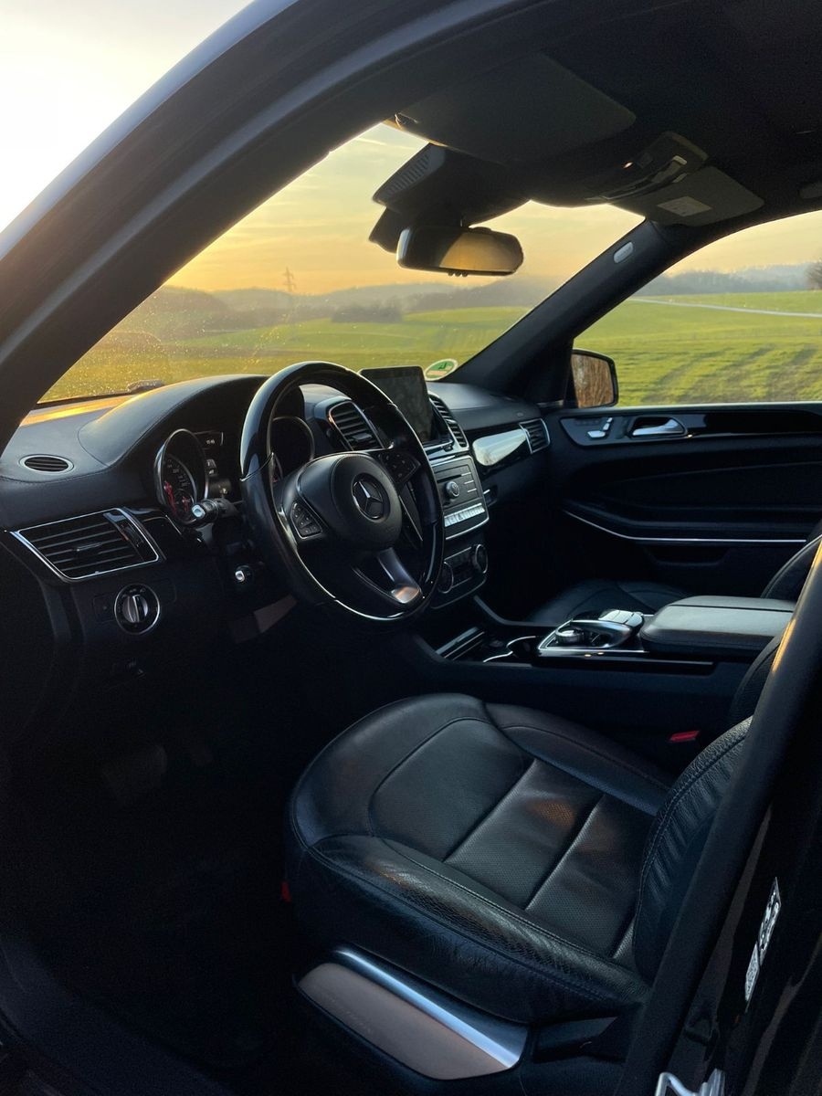 Mercedes-Benz AMG GLS 500 7 Sitzer VOLL 1 Hand foto 13