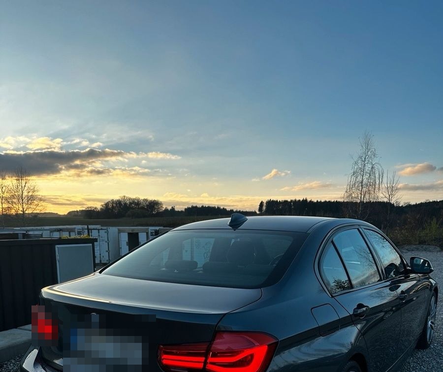 BMW 318d M Paket LED 19 Zoll BMW Felgen Sh... foto 3