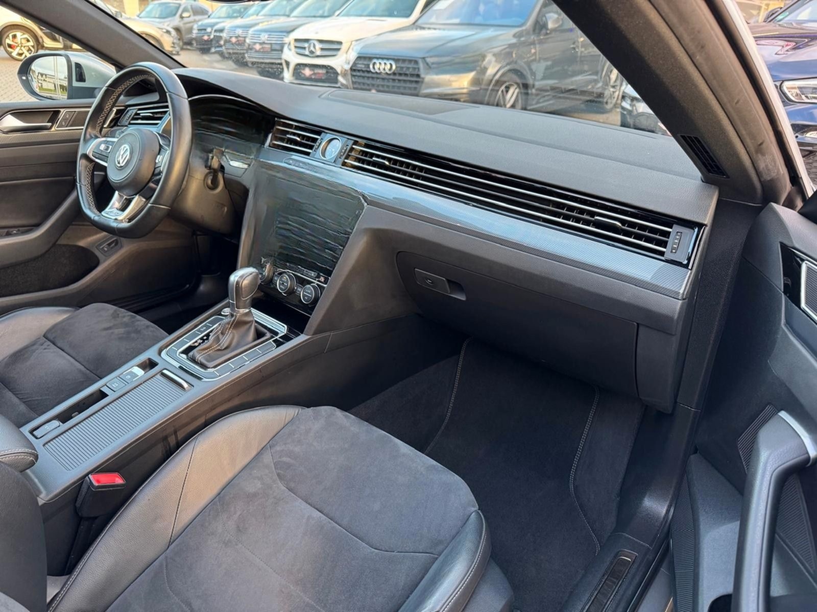 Volkswagen Arteon 1.5 TSI DSG"R-SPORT-LINE"PANO*KAMERA*AHK* foto 16