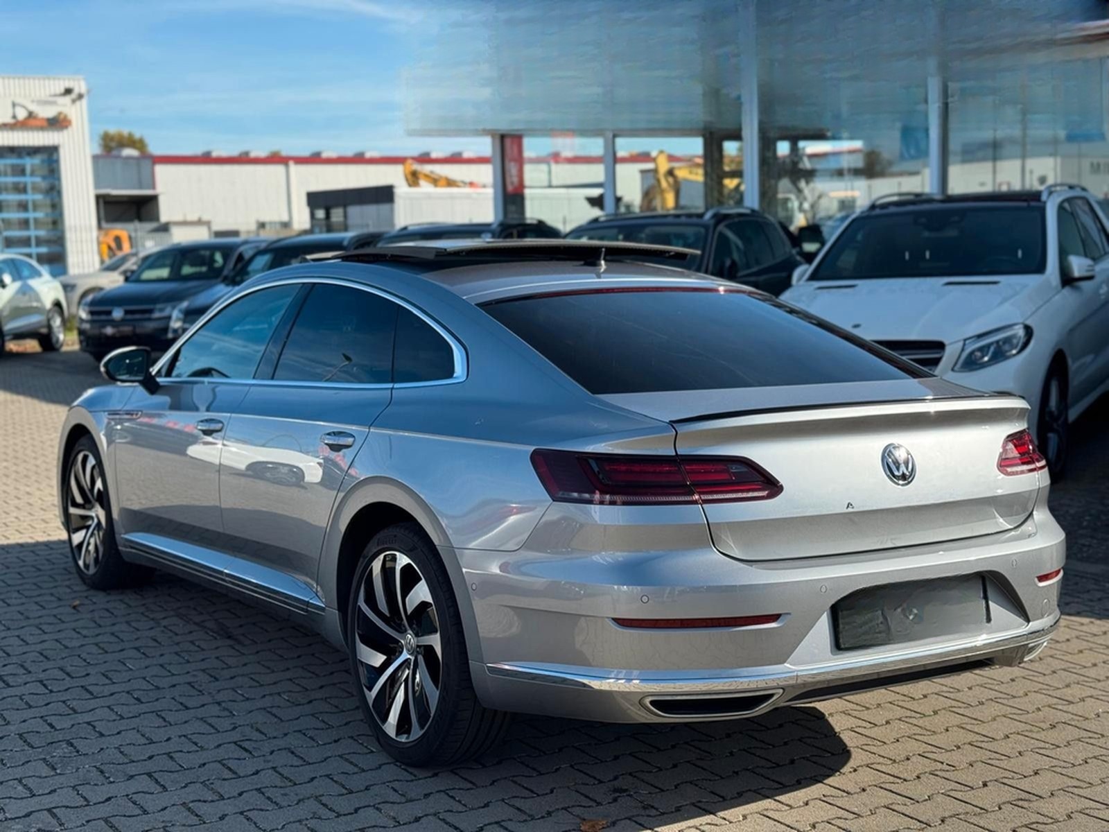 Volkswagen Arteon 1.5 TSI DSG"R-SPORT-LINE"PANO*KAMERA*AHK* foto 6