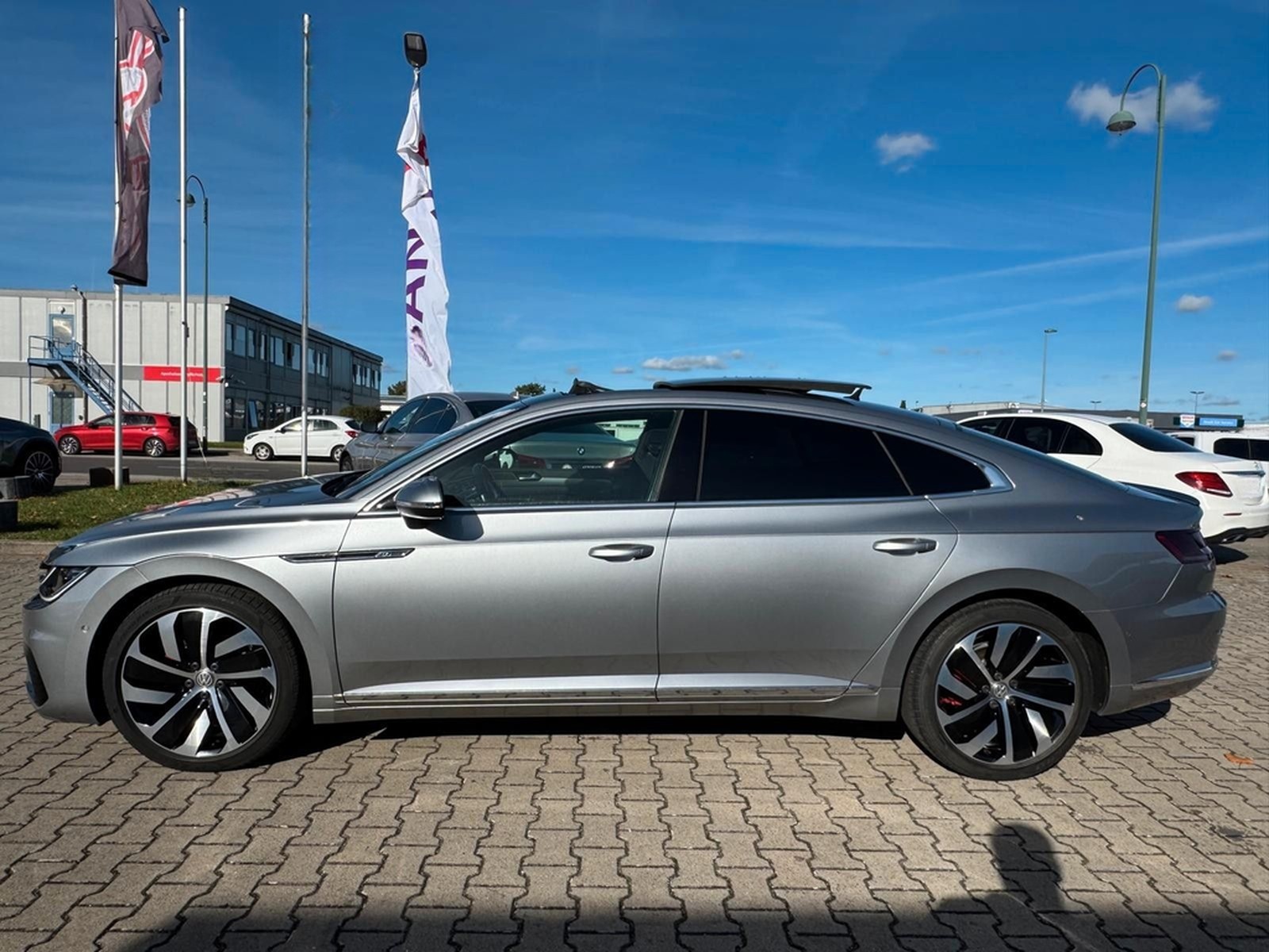 Volkswagen Arteon 1.5 TSI DSG"R-SPORT-LINE"PANO*KAMERA*AHK* foto 10