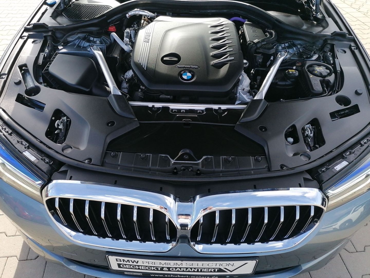 BMW 530 d Limousine Luxury Line HUD StandHZG Navi Di foto 14