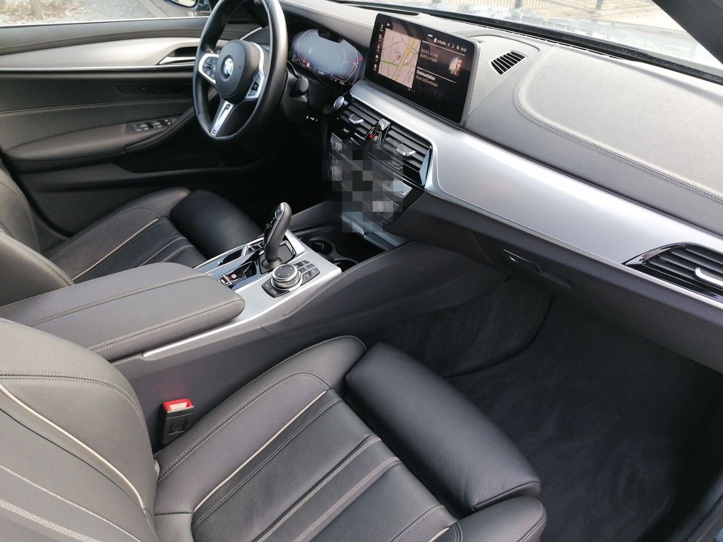 BMW 530 d Limousine Luxury Line HUD StandHZG Navi Di foto 7