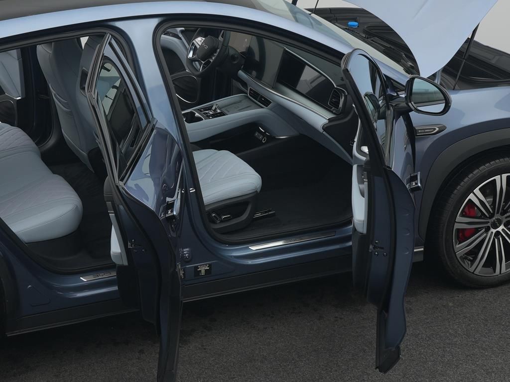 BYD SEALION 7 Excellence AWD foto 12