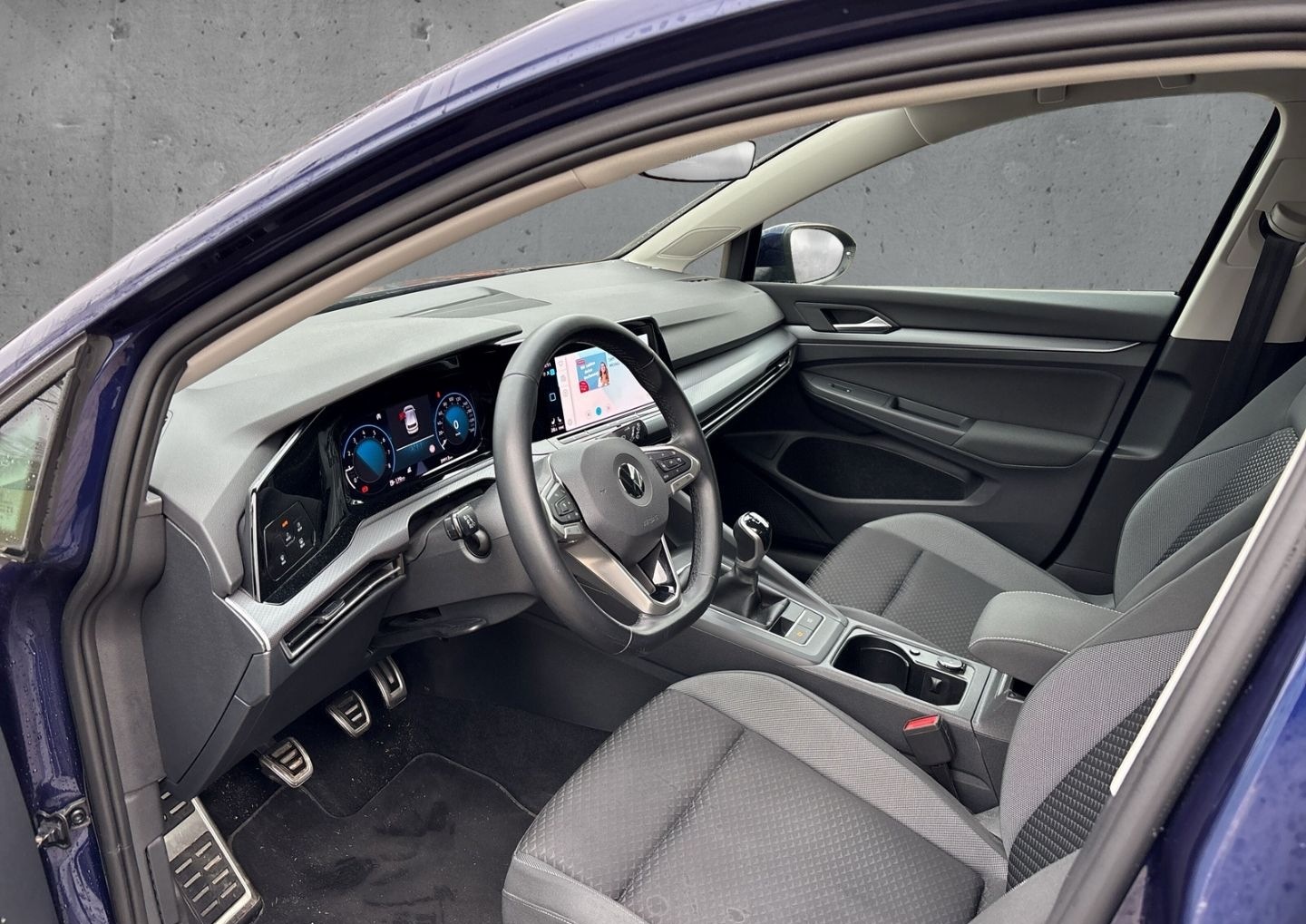 Volkswagen Golf VIII Life 1.0 TSI LED SHZ ACC PDC Navi Alu foto 7