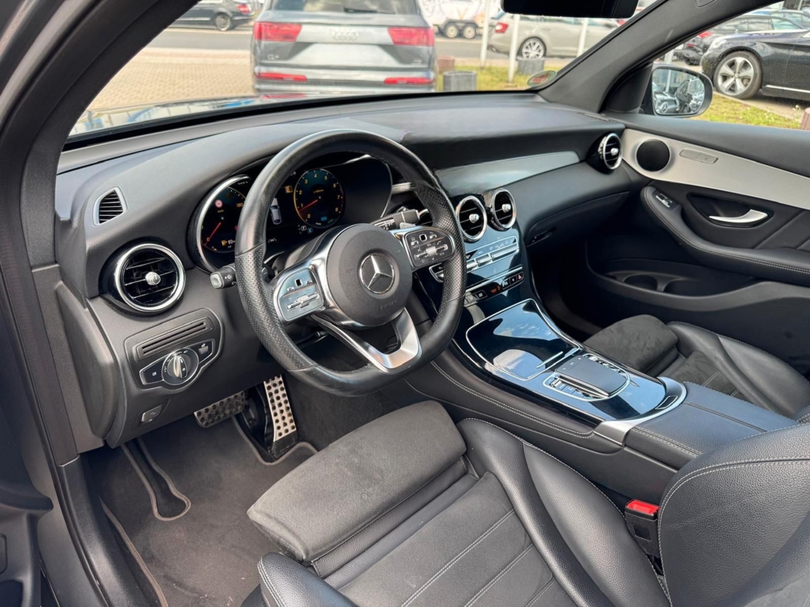 Mercedes-Benz GLC 200 Coupe 4Matic 9G-TRONIC"AMG-LINE"AMBIENTE foto 14