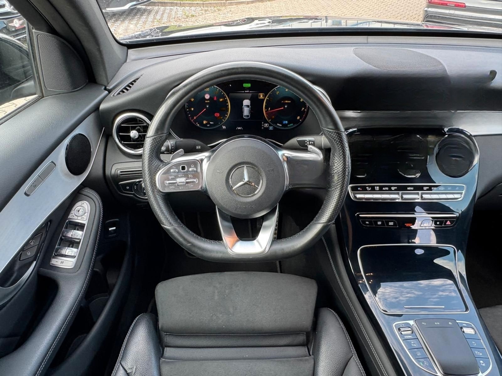 Mercedes-Benz GLC 200 Coupe 4Matic 9G-TRONIC"AMG-LINE"AMBIENTE foto 17