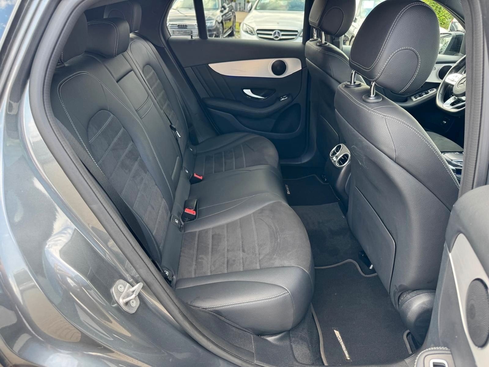 Mercedes-Benz GLC 200 Coupe 4Matic 9G-TRONIC"AMG-LINE"AMBIENTE foto 19