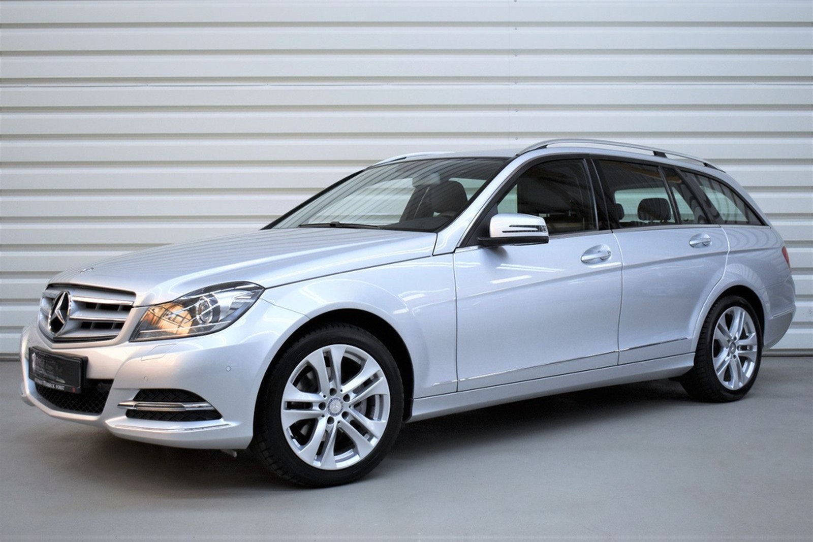 Mercedes-Benz C 180 T CGI Avantgarde+Bi-Xenon+SHZ+Tempomat foto 3
