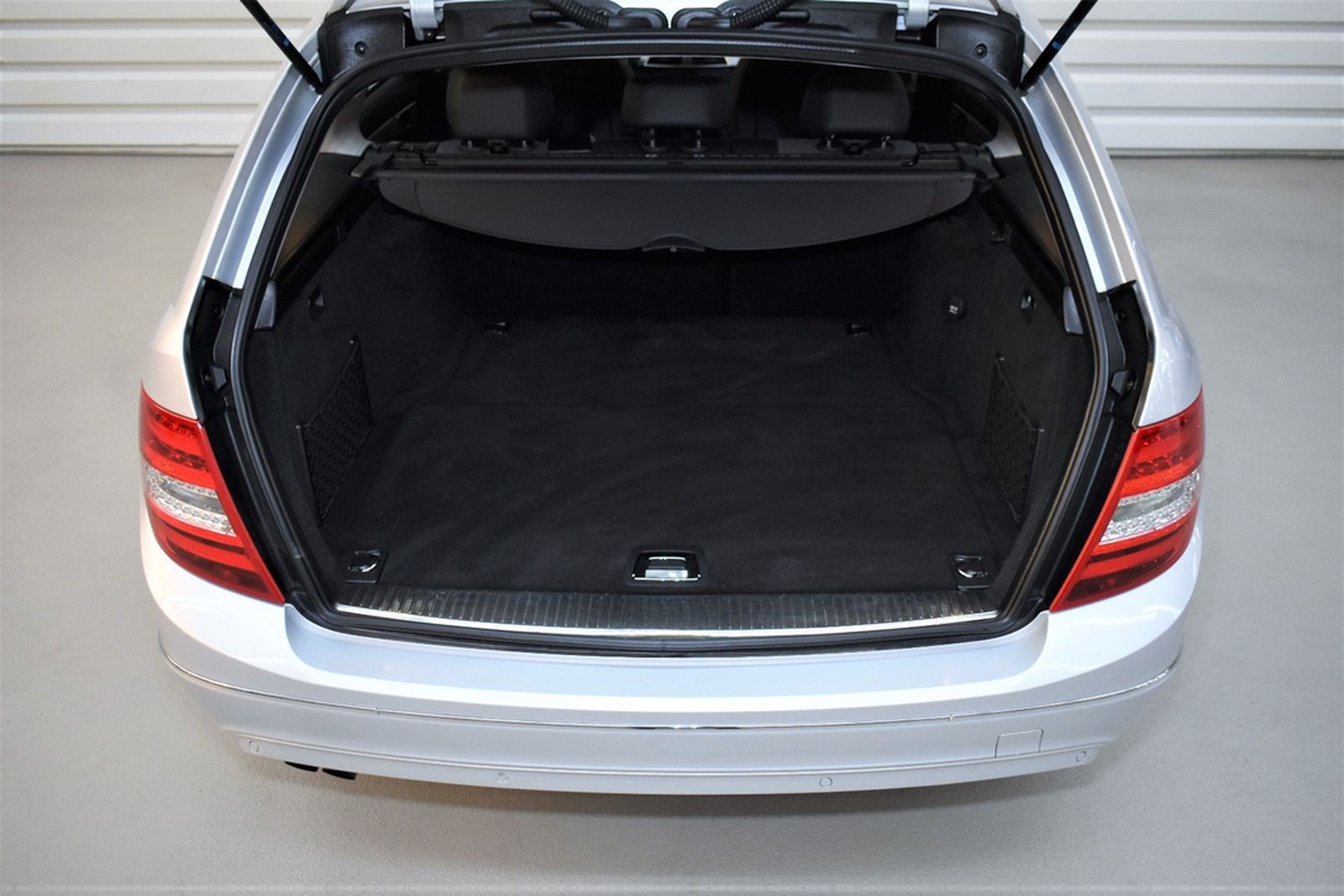 Mercedes-Benz C 180 T CGI Avantgarde+Bi-Xenon+SHZ+Tempomat foto 30