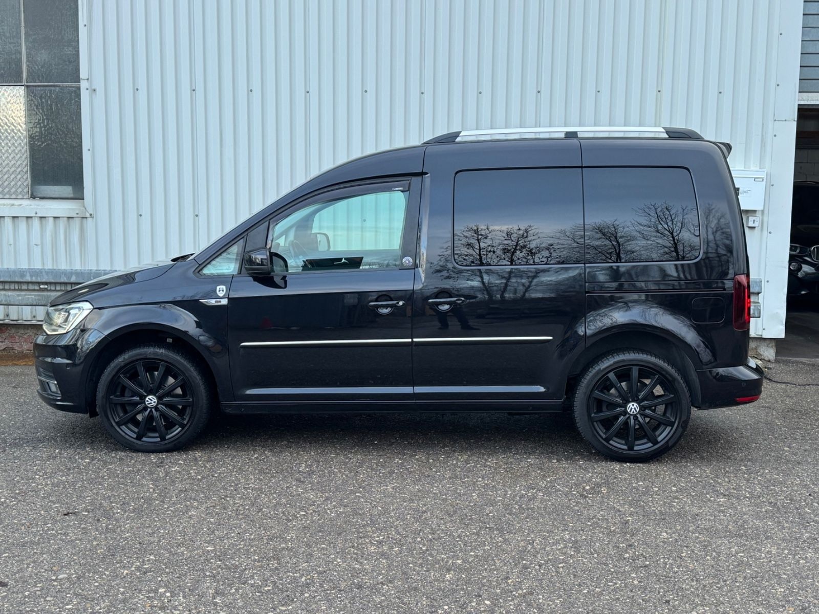 Volkswagen Caddy Highline DSG BMT 5 Sitzer AHK foto 3