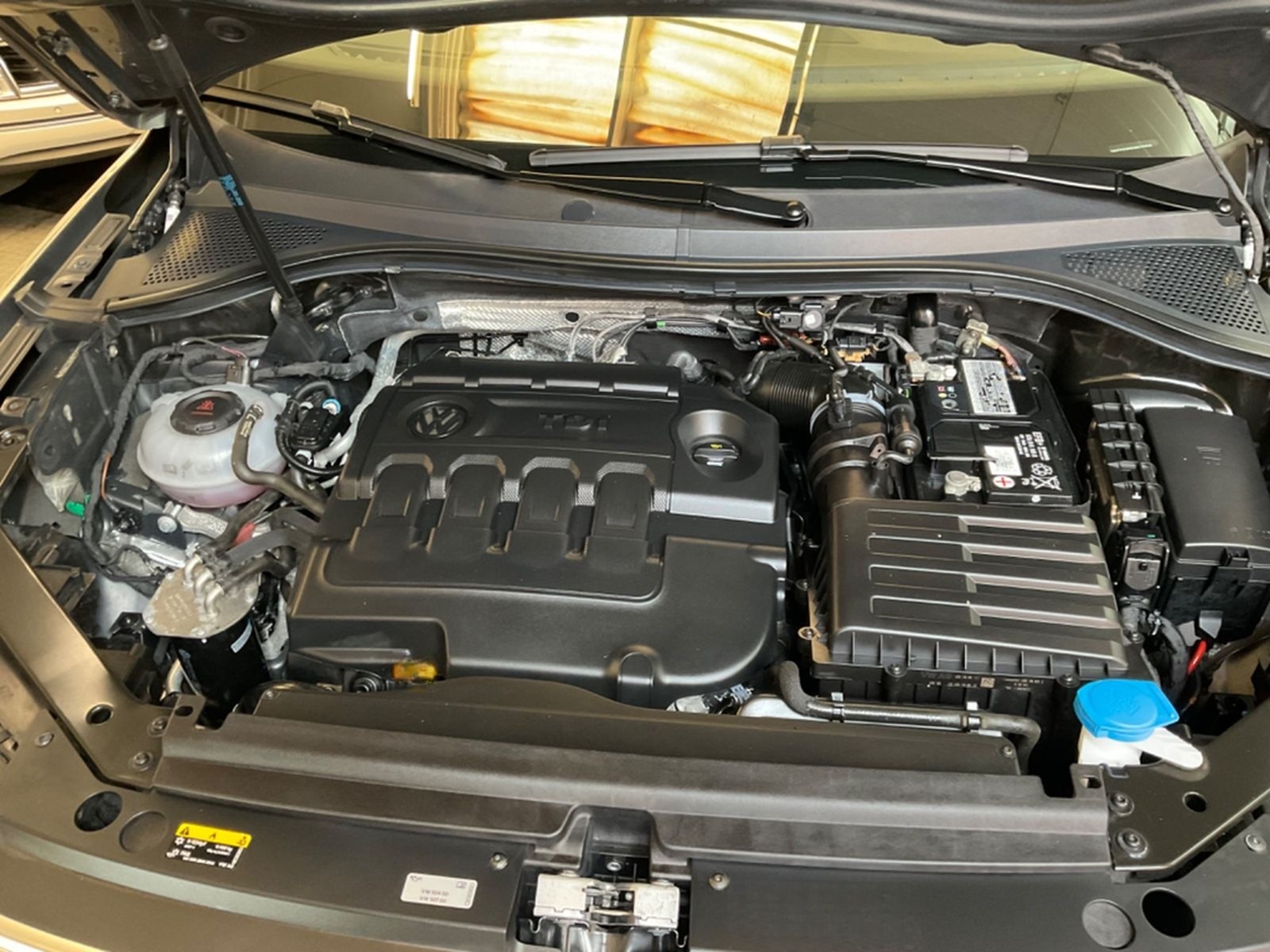 Volkswagen Tiguan 2,0 TDI DSG High.,AHK,4Motion.ACC,1.Hd foto 41