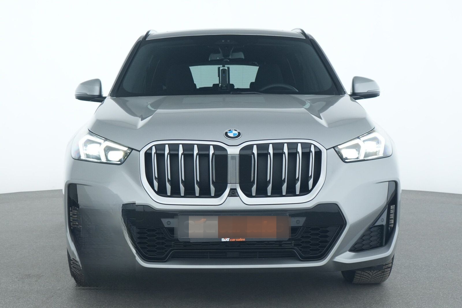 BMW X1 sDrive18d M Sport AktivS|HUD|PAs+360|Pano|AHK foto 2