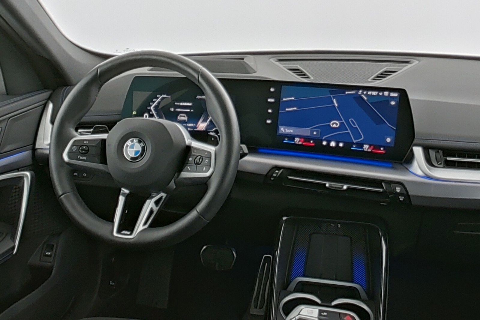 BMW X1 sDrive18d M Sport AktivS|HUD|PAs+360|Pano|AHK foto 10