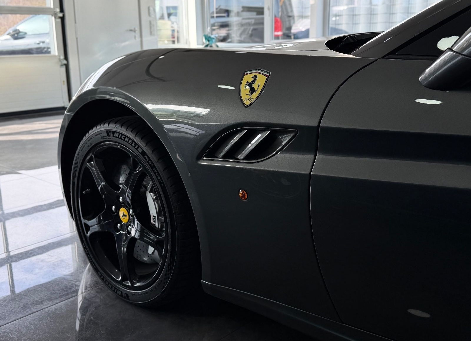 Ferrari California 4.3 V8/Daytona/Cuoio/Scuderia/Kamera foto 6
