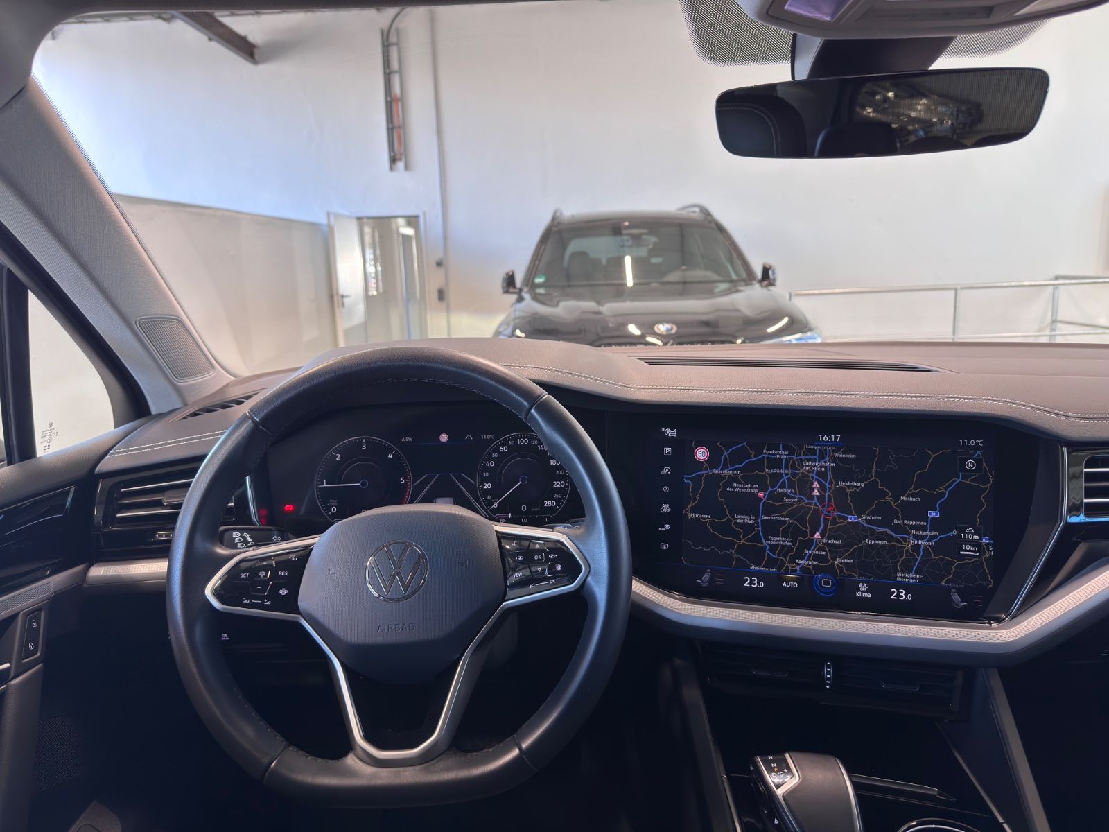 Volkswagen Touareg 1.Hand Virtual 4M AHK ACC Spur Leder foto 15