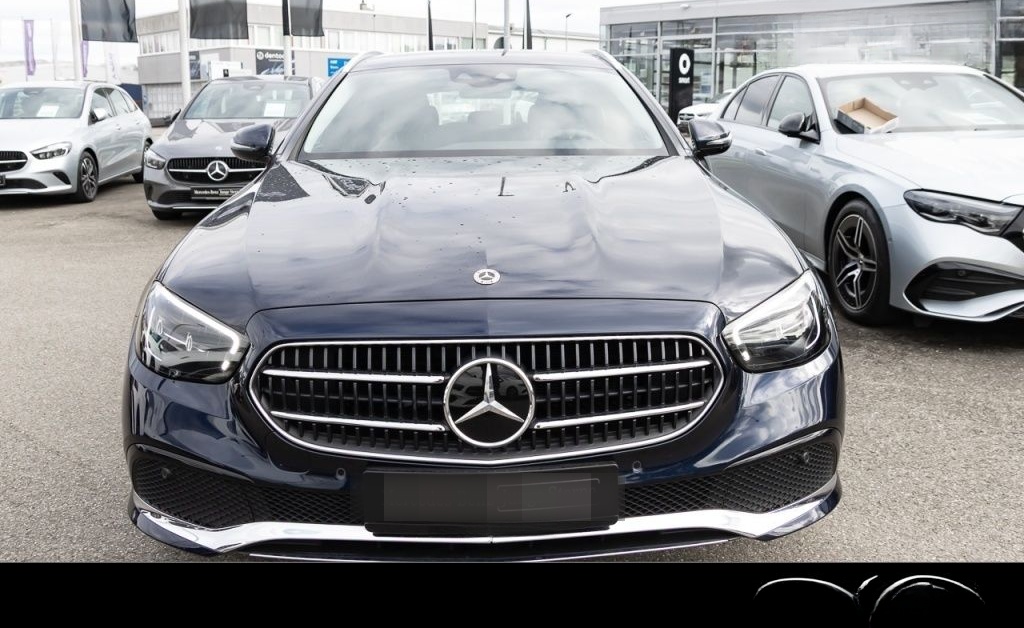 Mercedes-Benz E 300 e T Avantgarde *AHK*Cam*Distr*MBUX*EasyP* foto 12