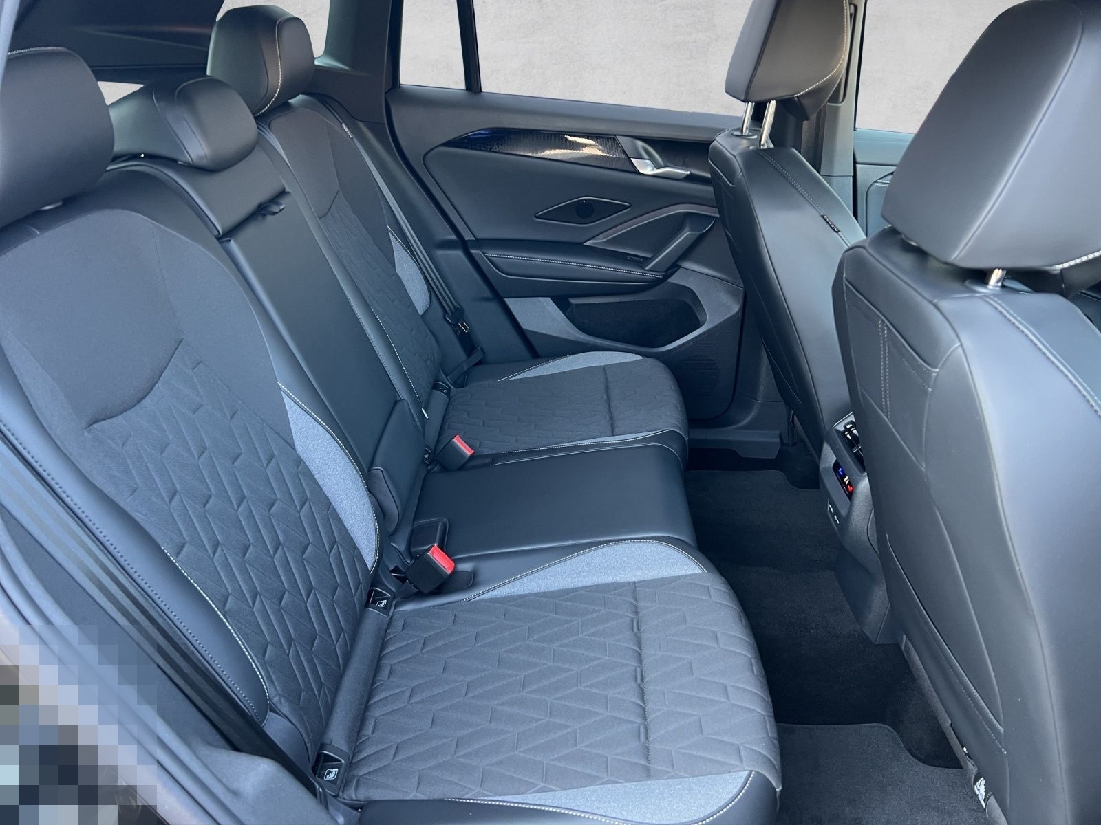 Volkswagen Tiguan Goal 2.0 TDI DSG AHK*ACC*LED*Navi*App Con foto 19