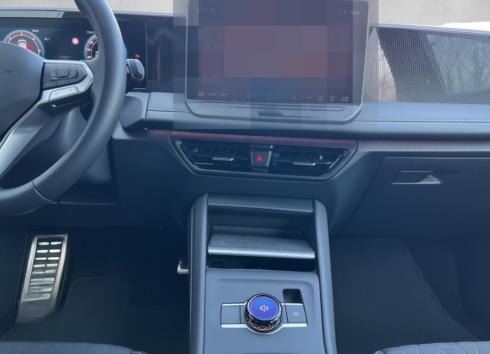 Volkswagen Tiguan Goal 2.0 TDI DSG AHK*ACC*LED*Navi*App Con foto 22