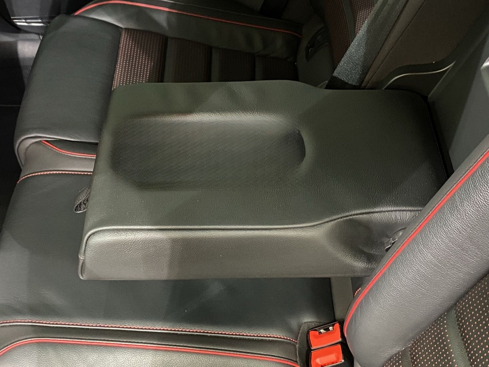 Volkswagen Golf VII GTI 2.0 TSI DSG / Navi LED ACC RFK foto 10