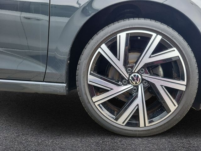 Volkswagen Golf VIII 2.0 TDI DSG AHK+HEAD-UP+KAMERA+NAVI+LE foto 6
