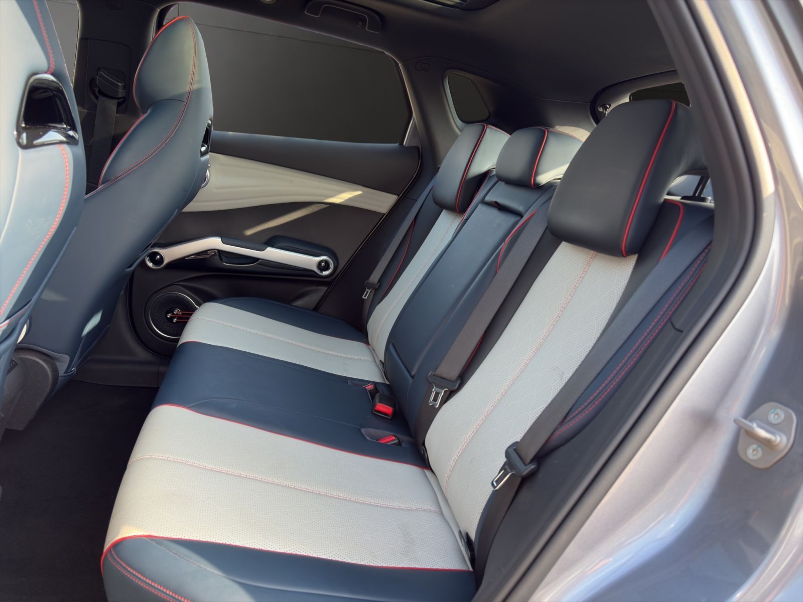 BYD Atto 3 Design 60,4 kWh (MY22) foto 13