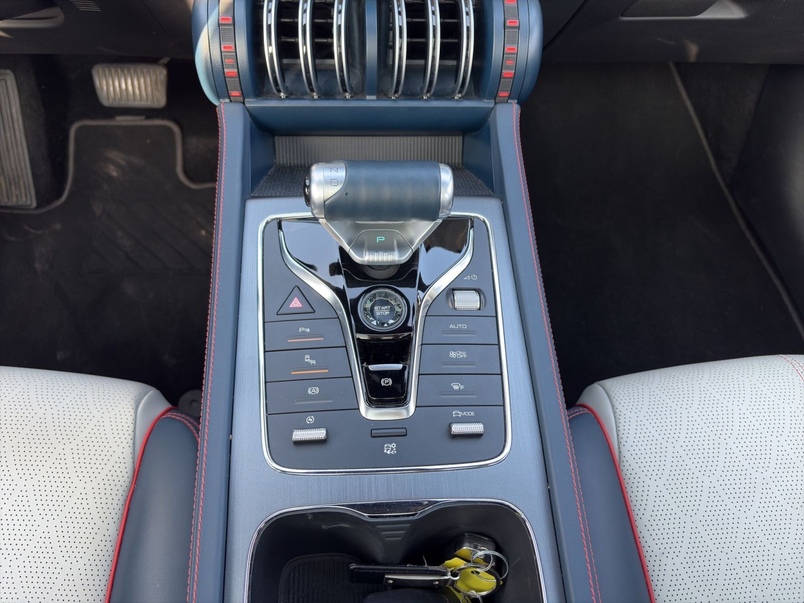 BYD Atto 3 Design 60,4 kWh (MY22) foto 15