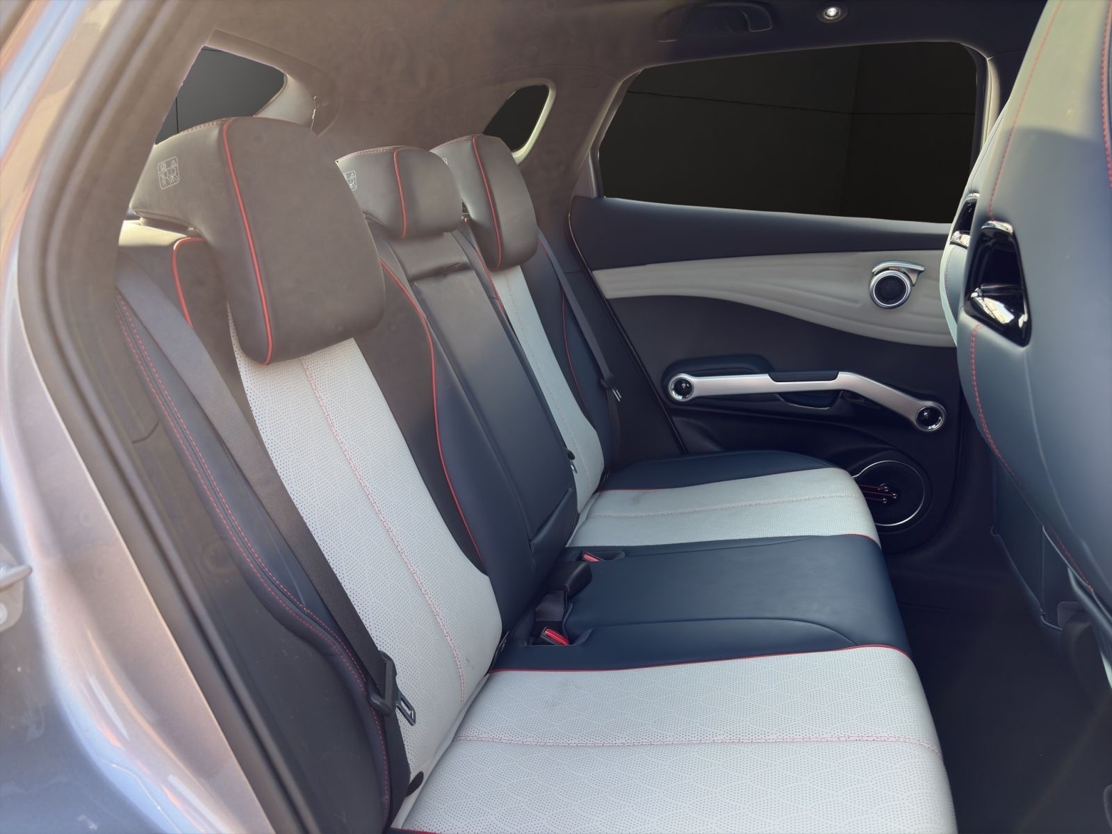 BYD Atto 3 Design 60,4 kWh (MY22) foto 19