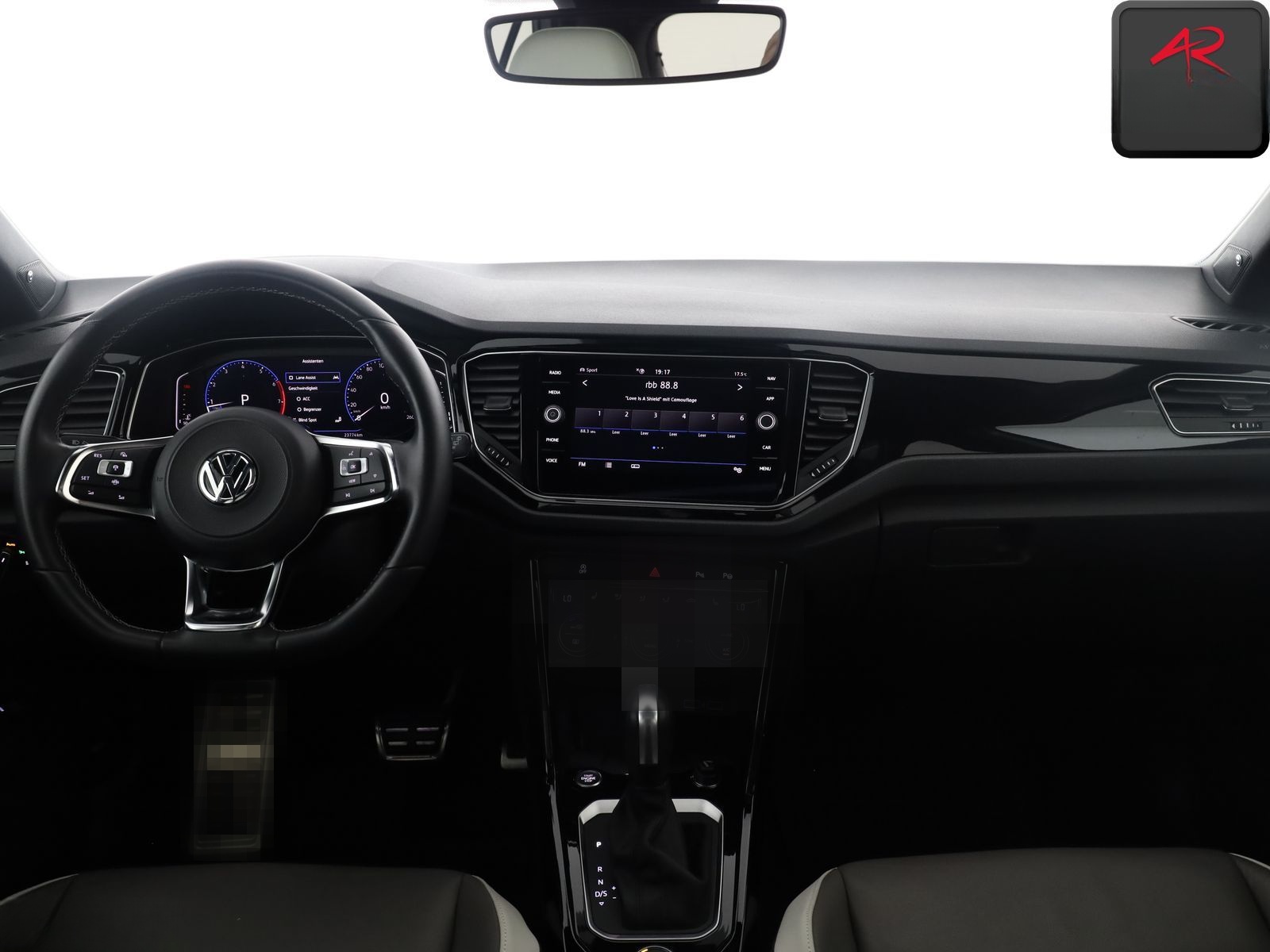 Volkswagen T-Roc 2.0 TSI 4M SPORT PANORAMA,BEATS,KEYLESS foto 9