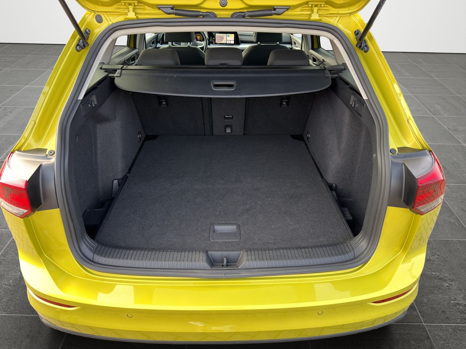 Volkswagen Golf Variant 2.0TDI Life LED/AHK/Navi/ACC/App foto 21