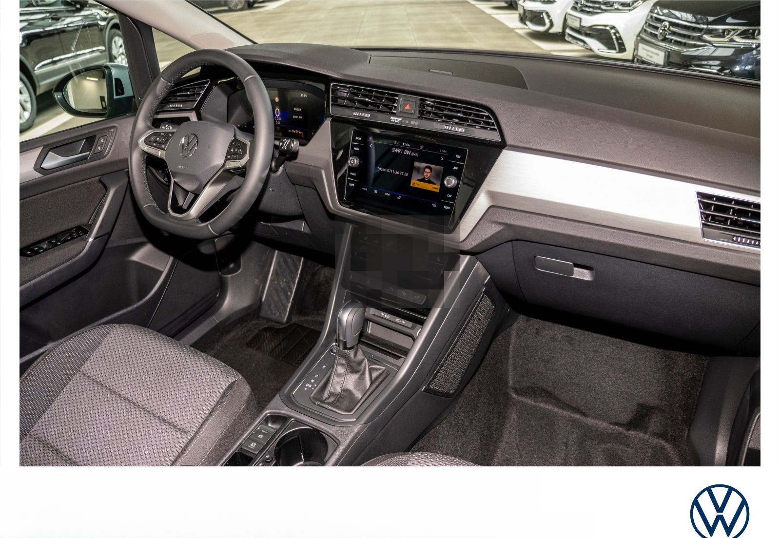 Volkswagen Touran 1.5 TSI R-Line DSG 7-Sitze Kamera AHK foto 5