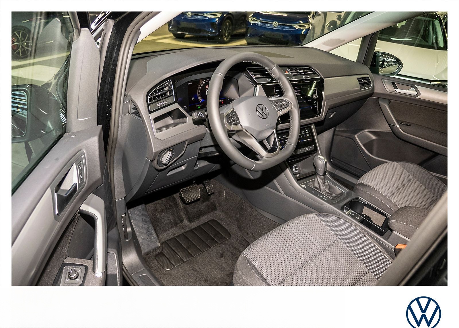 Volkswagen Touran 1.5 TSI Comfortline DSG Kamera AHK foto 3