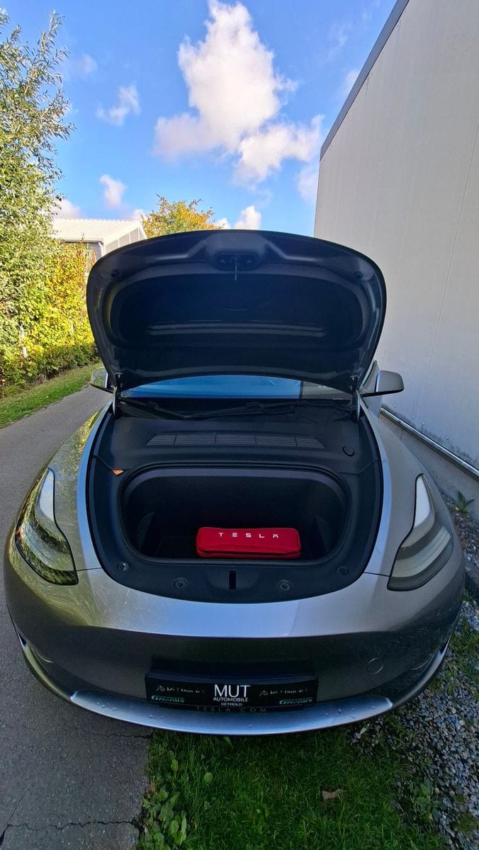 Tesla Model Y Performance Dual AWD SOH 95,4 % foto 9