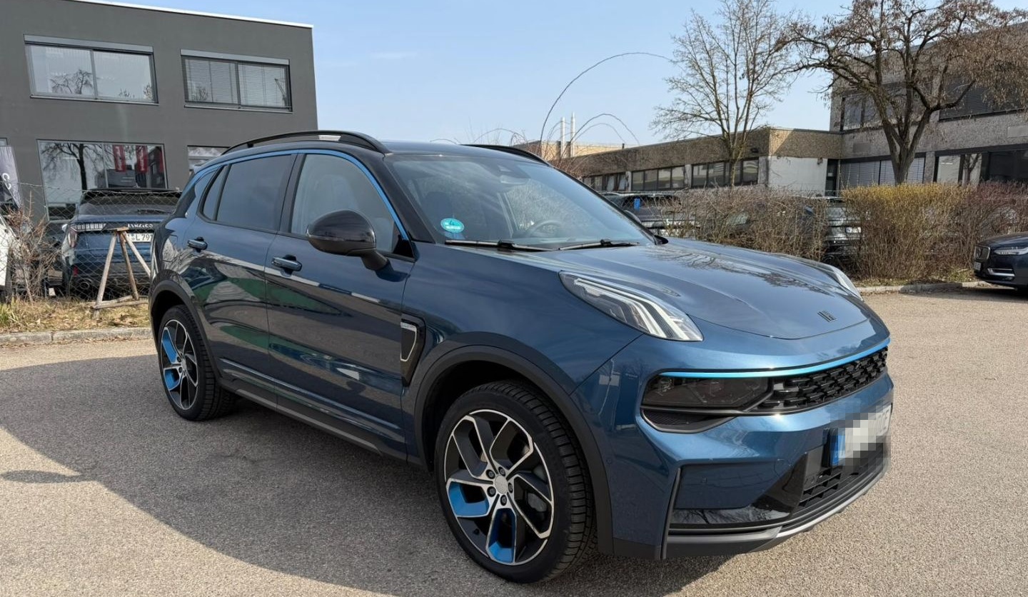 Lynk&Co 01 /Service,TÜV/Schwarzer Dachhimmel/360°Kam./Pa foto 3