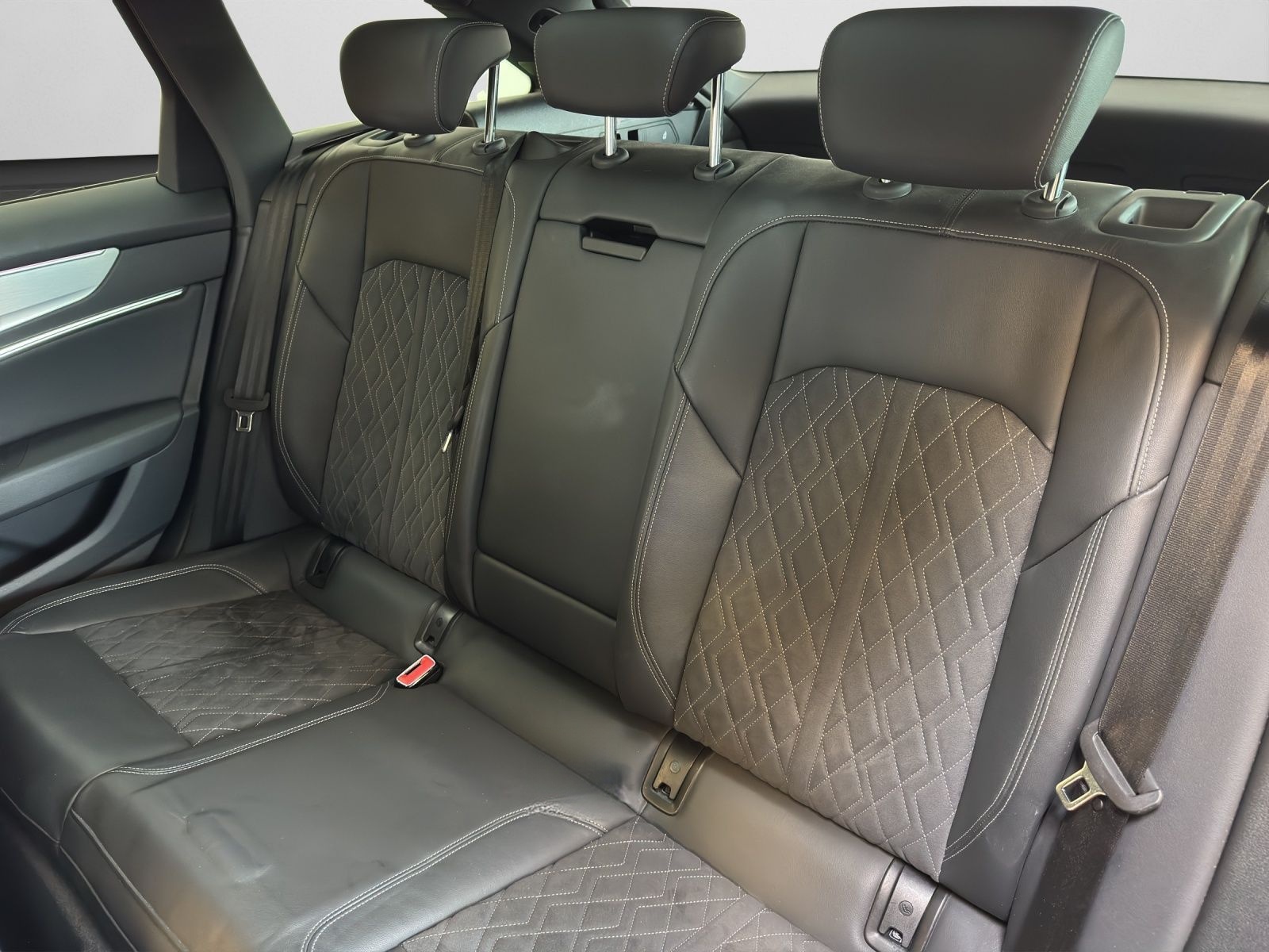 Audi S6 Avant *HD-Matrix*Air Susp*Pano*HuD*B+O* foto 14