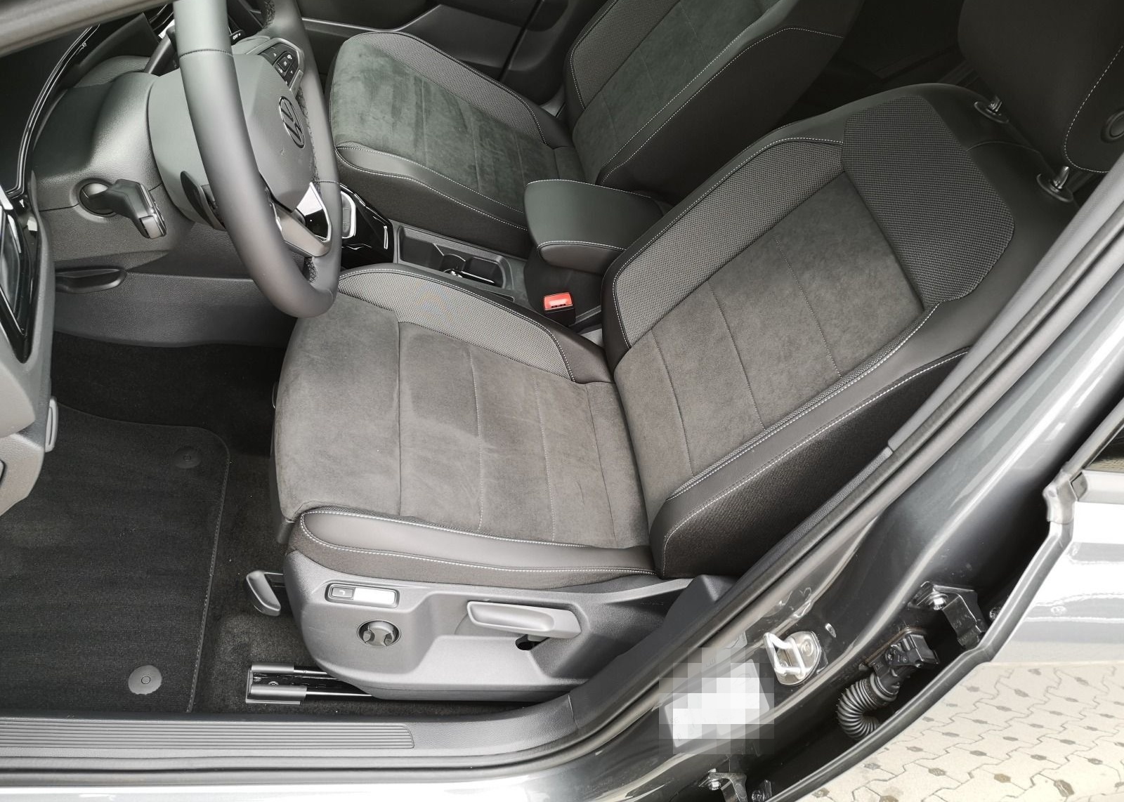 Volkswagen T-Roc Style 1.5 TSI DSG*IQ-Light*BlackStyle*Kam* foto 6