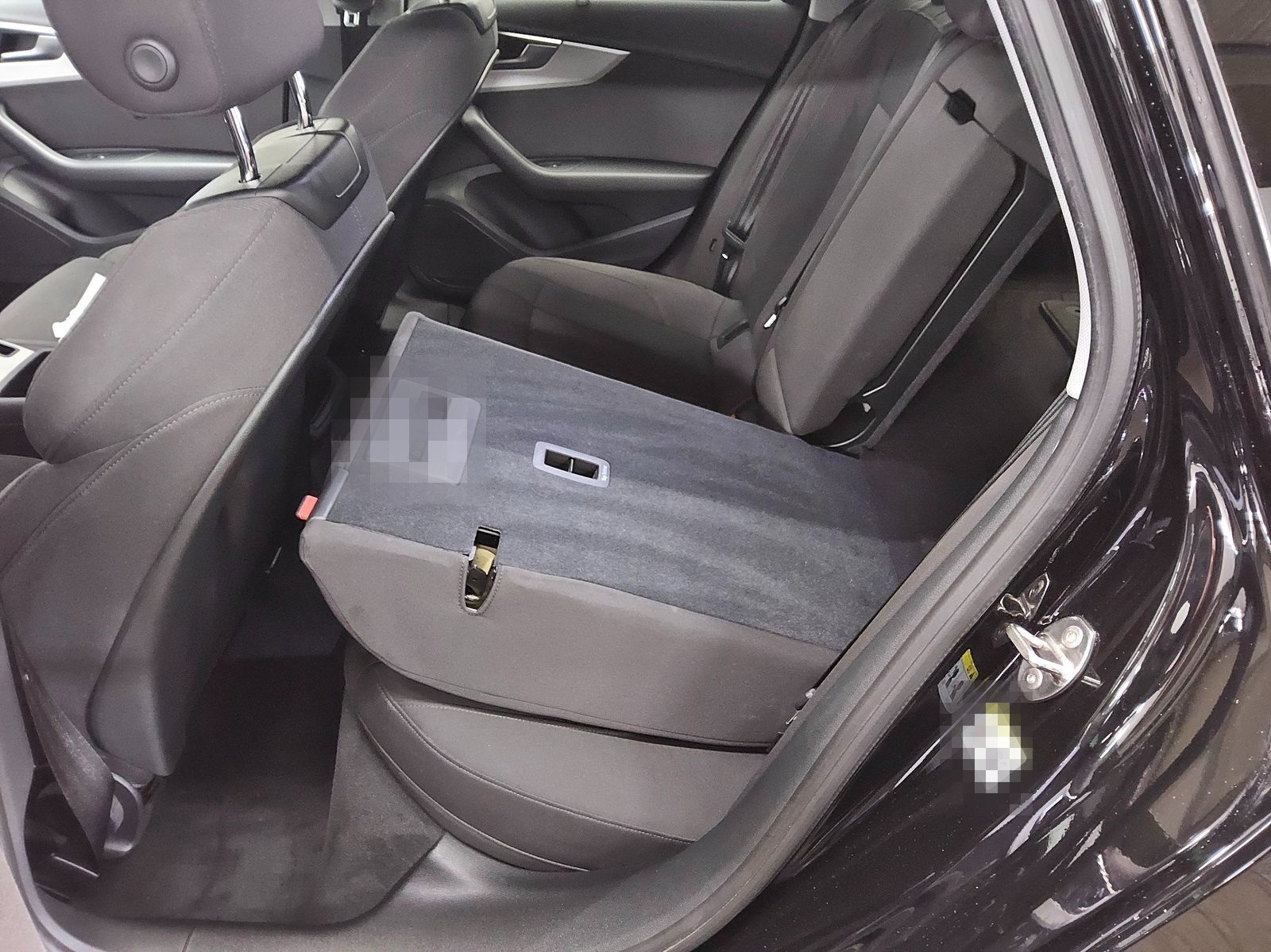 Audi A4 Avant 30 TDI Navi LED PDC Klima foto 12