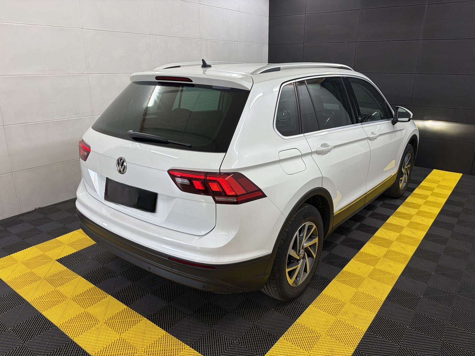 Volkswagen Tiguan SOUND AHK+Head-up+LED+360°+Navi+Oryxweiß foto 4