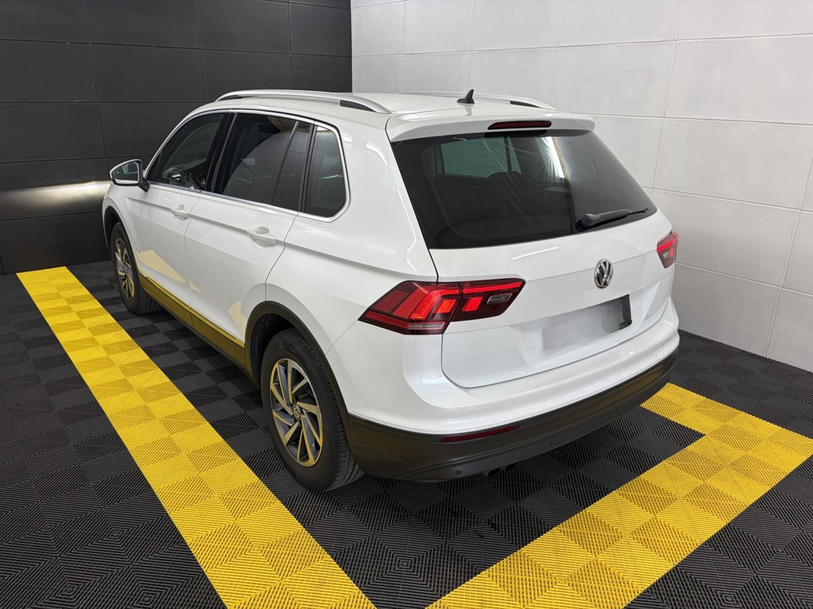 Volkswagen Tiguan SOUND AHK+Head-up+LED+360°+Navi+Oryxweiß foto 7