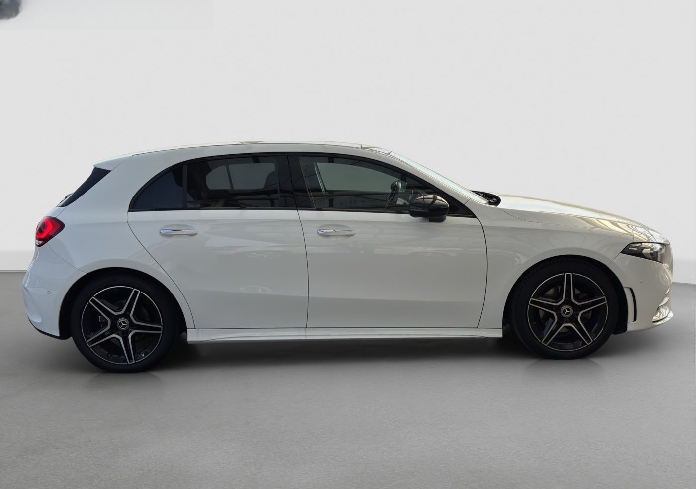 Mercedes-Benz A 200 d AMG-Line*AHK*Pano*Memory*Multibeam*360°K foto 6