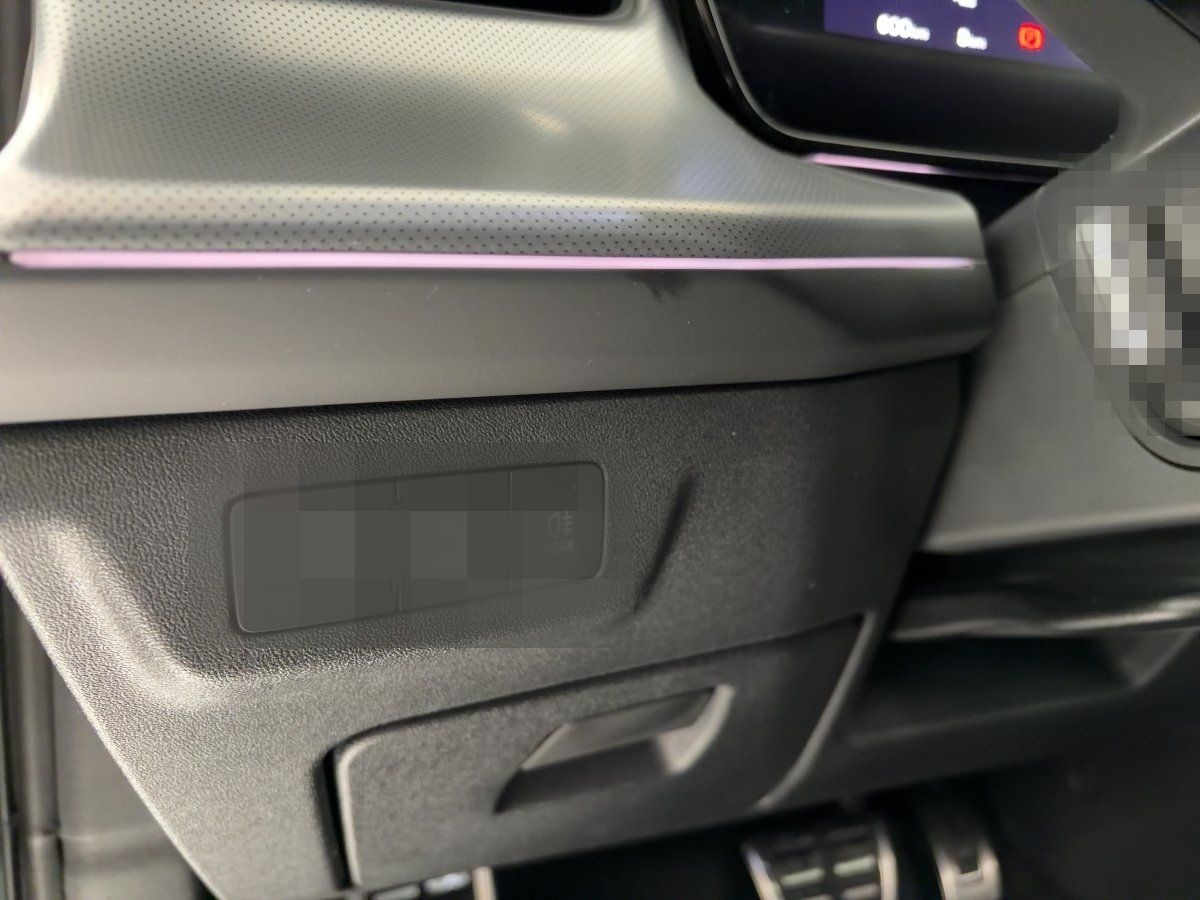 Audi Q3 SUV e-hybrid PanoDach, Head Up, Matrix foto 16