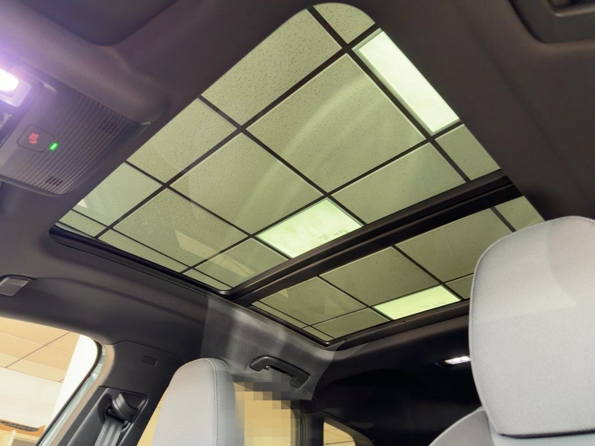 Audi Q3 SUV e-hybrid PanoDach, Head Up, Matrix foto 18