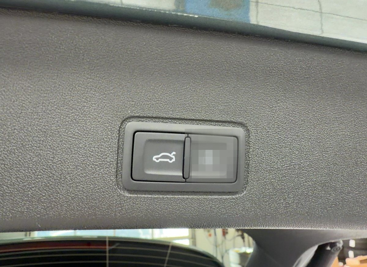 Audi Q3 SUV e-hybrid PanoDach, Head Up, Matrix foto 21