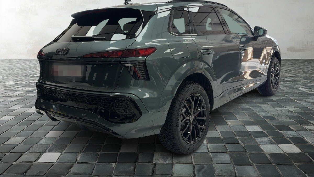 Audi Q3 SUV e-hybrid PanoDach, Head Up, Matrix foto 4