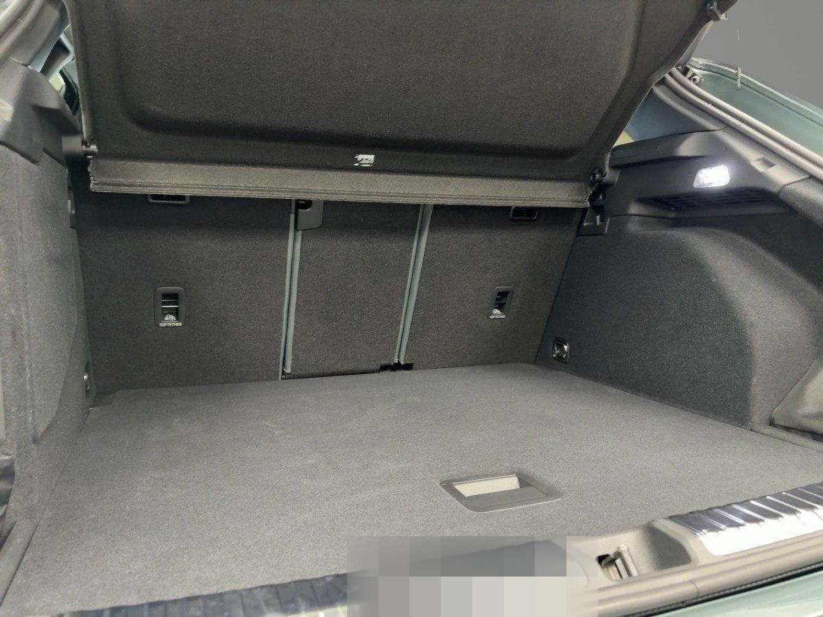 Audi Q3 SUV e-hybrid PanoDach, Head Up, Matrix foto 6